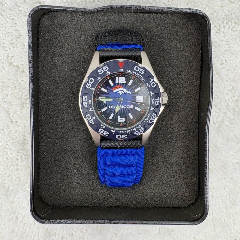 Denver Broncos NFL-Themed Wristwatch Produced by ewatchfactory